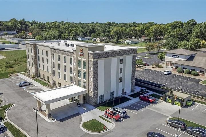 Hotel 12 of 15