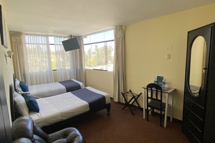 Room 11 of 64