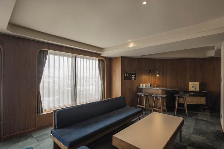 Room 45 of 64