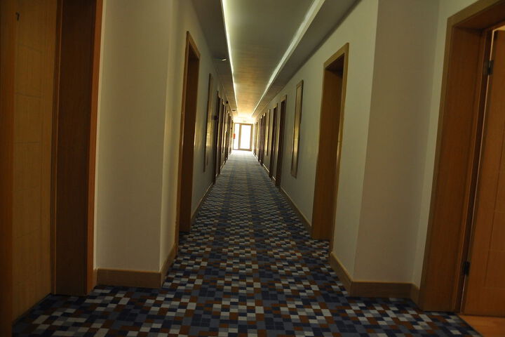 Ballroom/Hall 37 of 43