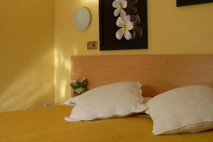 Room 12 of 22