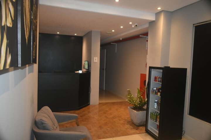 Room 18 of 33