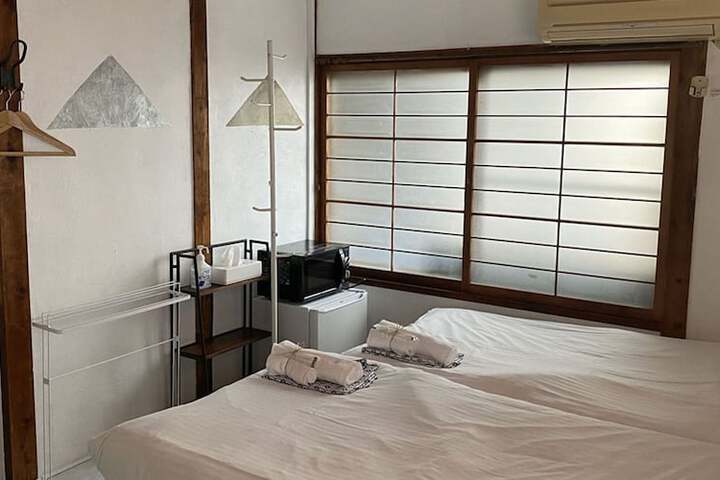 Room 16 of 101