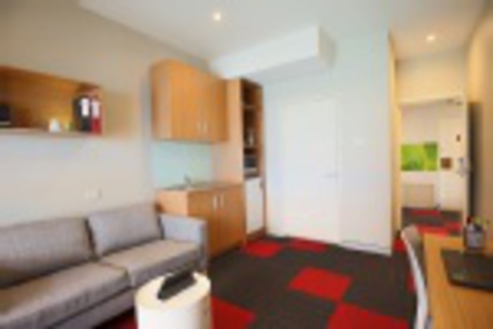 Room 220 of 288
