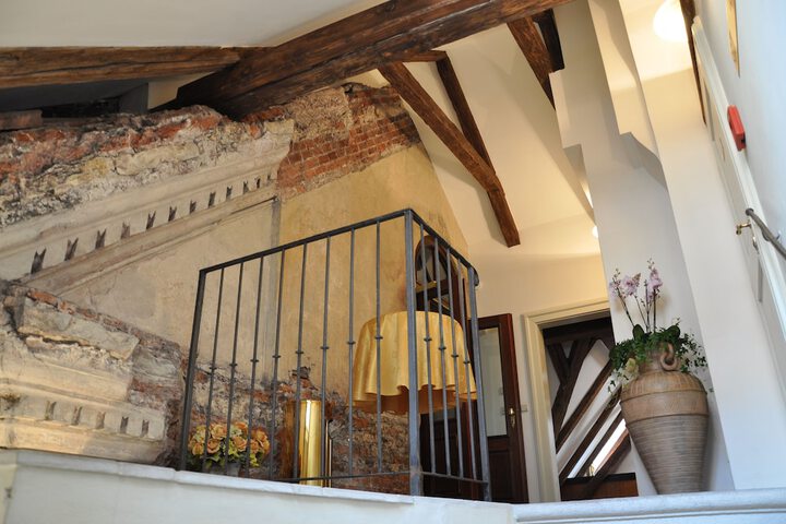 Hotel Interior 107 of 136
