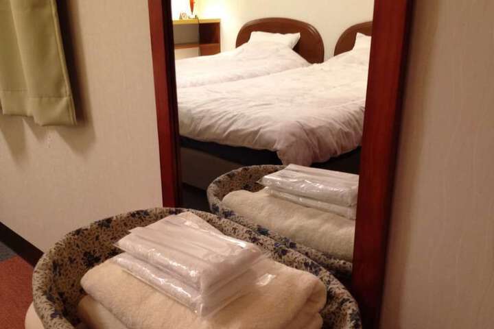 Room amenity