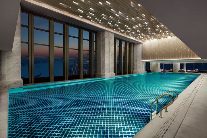 Pool 62 of 109