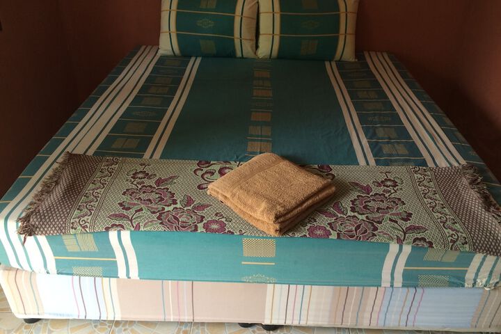 Room 10 of 31
