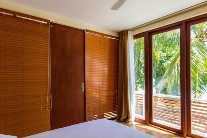 Room 9 of 44