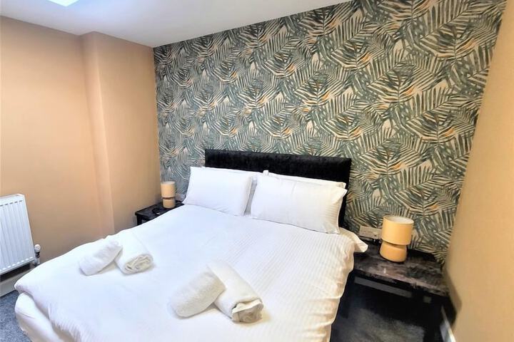 Room 21 of 44