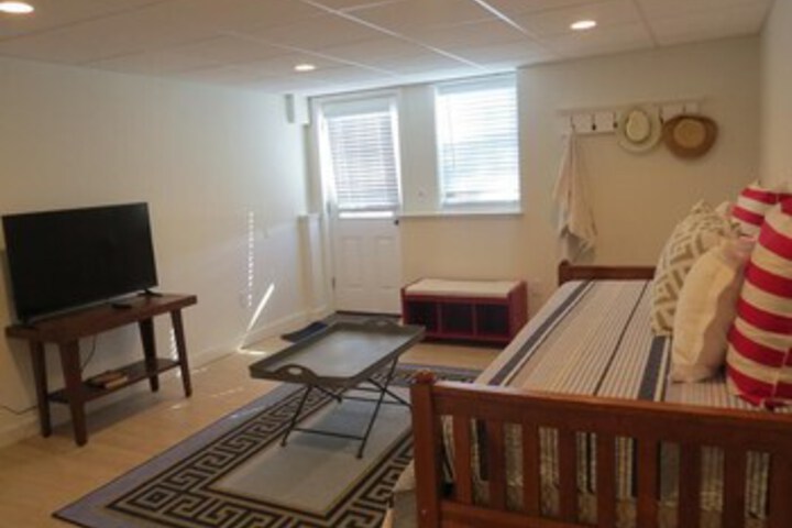 Room 18 of 43