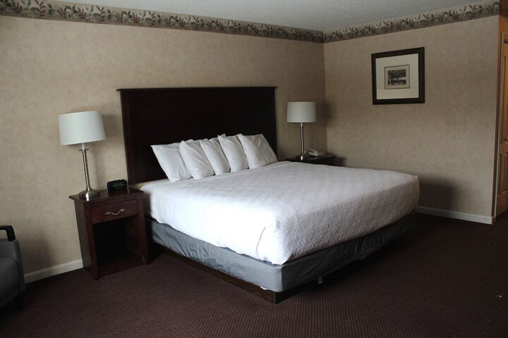 Room 74 of 168