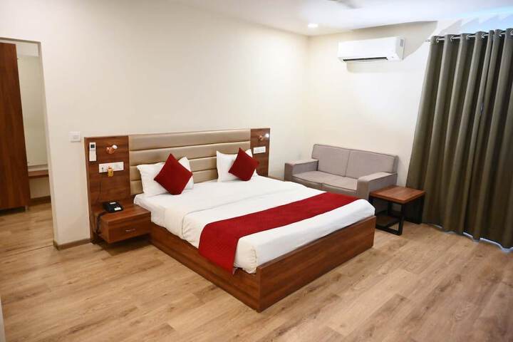 Room 16 of 70