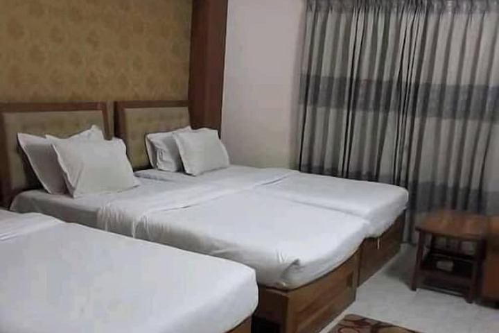 Room 3 of 5