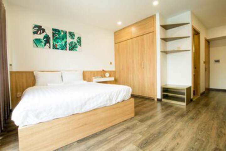 Room 15 of 43