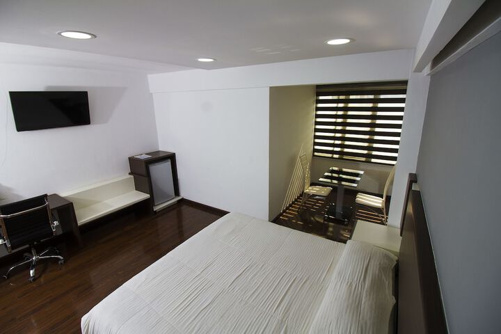 Room 29 of 47