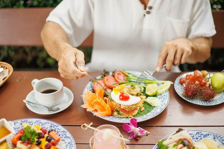 Breakfast/Coffee Service 117 of 140