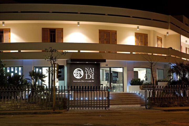 Hotel 78 of 83
