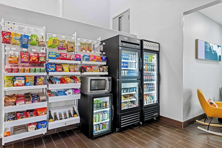 Snack bar