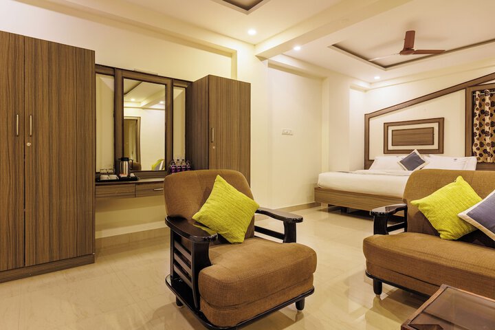 Room 11 of 29