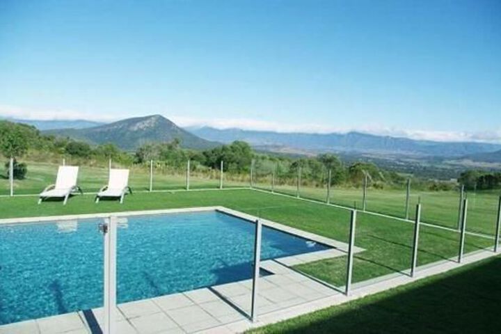 Pool 13 of 16