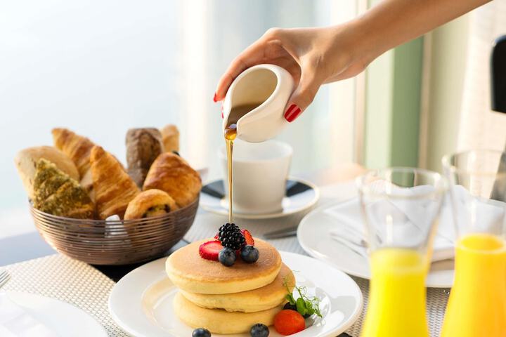 Breakfast/Coffee Service 86 of 168