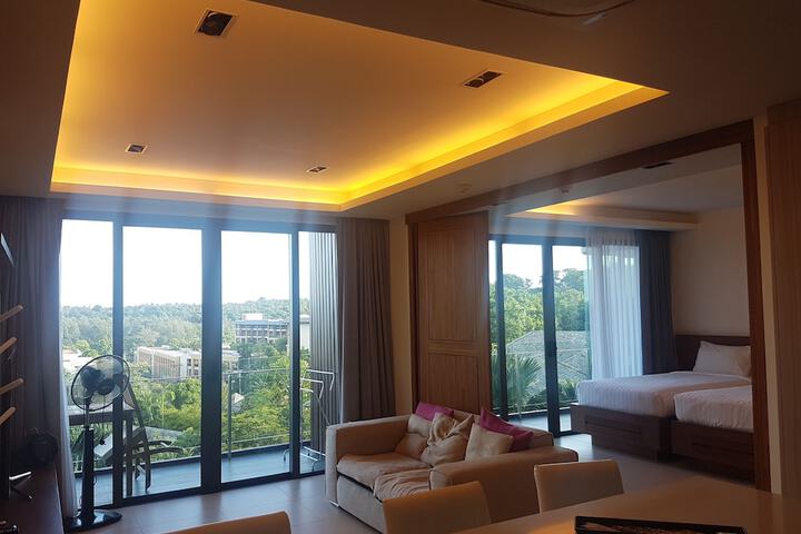 Room 41 of 77