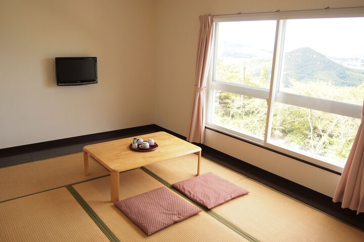 Room 18 of 84