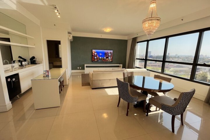 Room 73 of 116