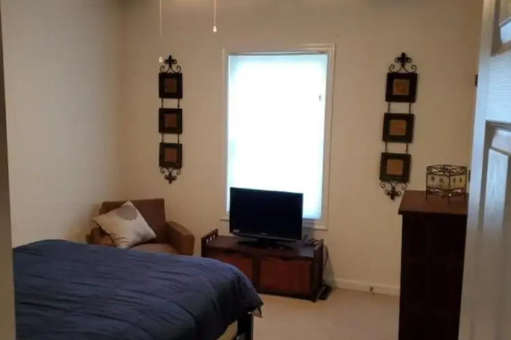 Photo of 100 Cascade Lane Creekwood Unit 124 by Long & Foster