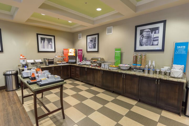 Breakfast/Coffee Service 31 of 45