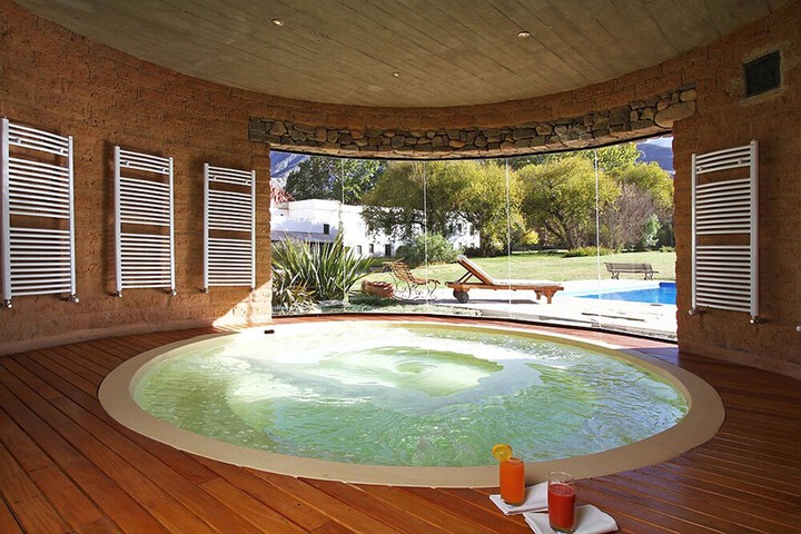 Spa 21 of 53