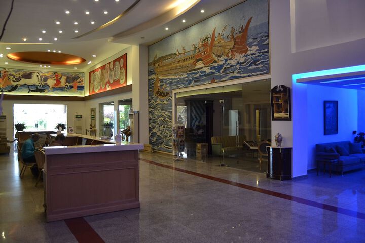 Hotel Interior 6 of 52