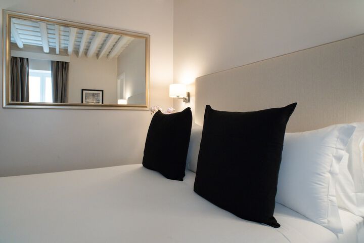 Room 18 of 31