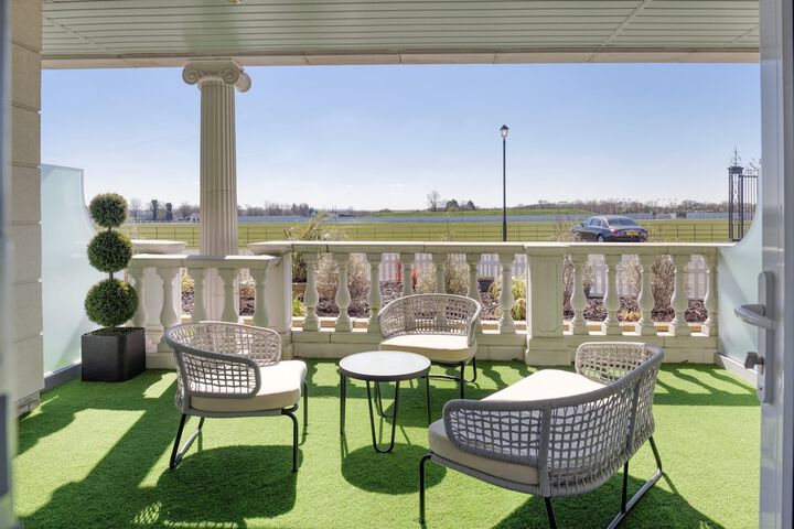 Terrace/Patio 38 of 62