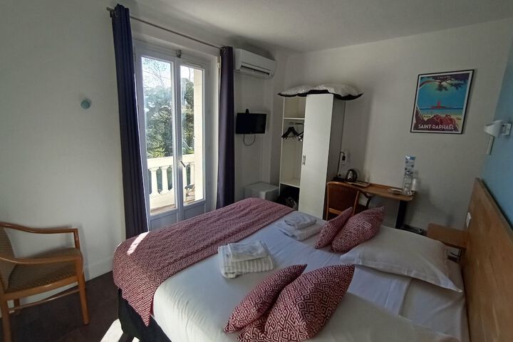 Room 20 of 52
