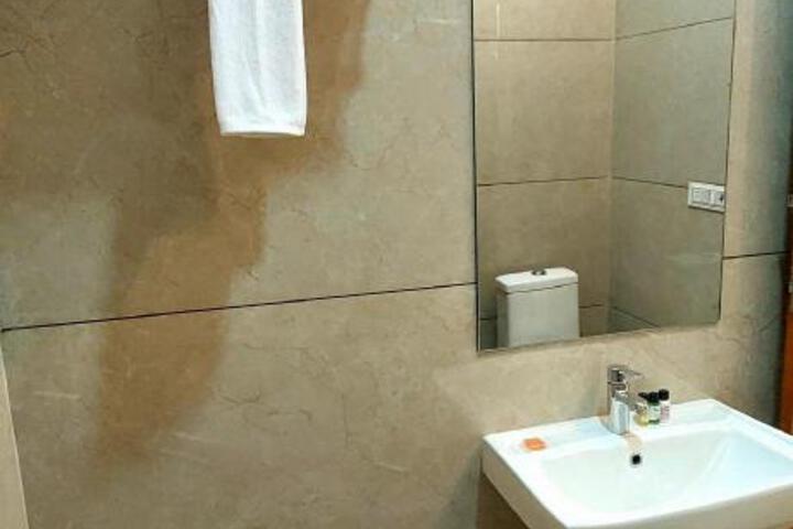 General 32 of 42