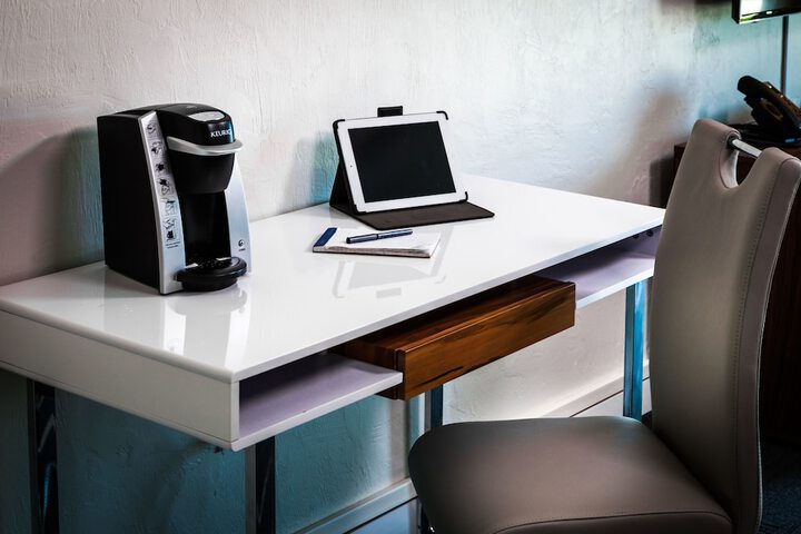 Breakfast/Coffee Service 11 of 34