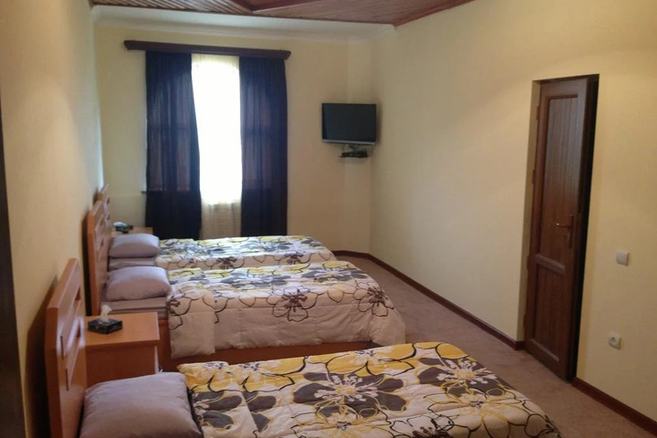 Room 3 of 15