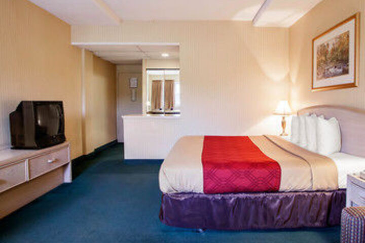 Room 20 of 24