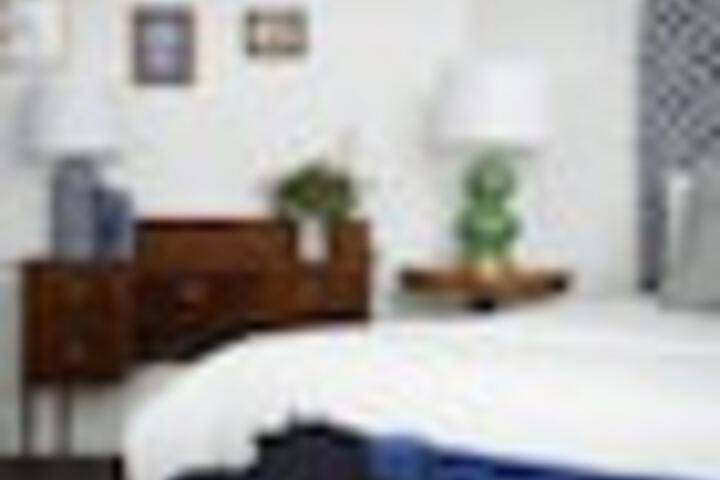 Room 38 of 117