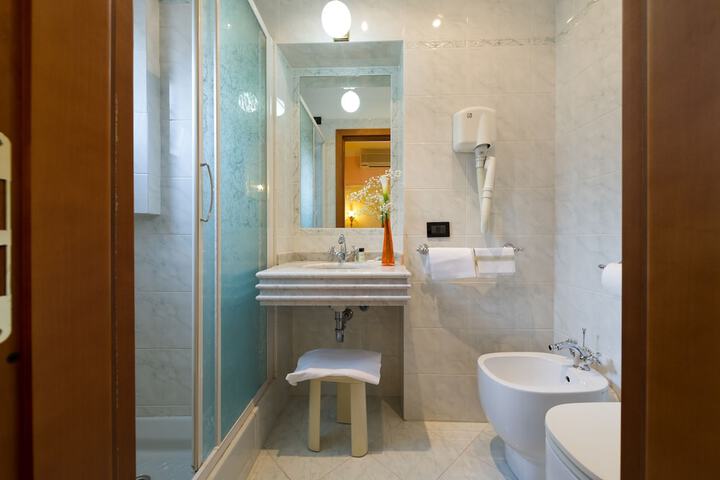 Clean Restrooms