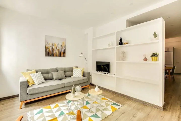 Image of Spacious Refurbished 1bed Flat Close to the Metro