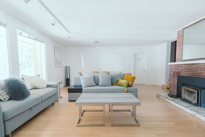 Room 25 of 47