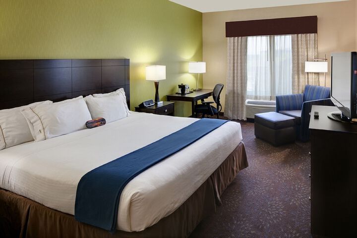 Standard | King Bed (11 of 24)
