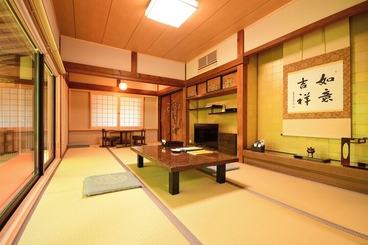 Room 29 of 100