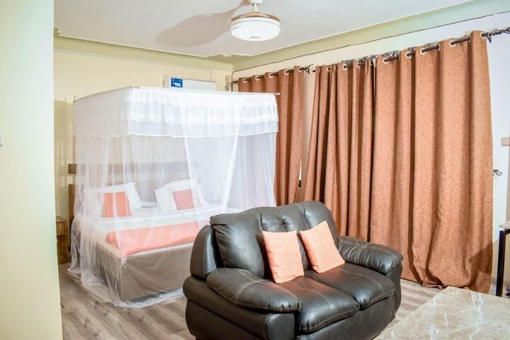 Room 5 of 36