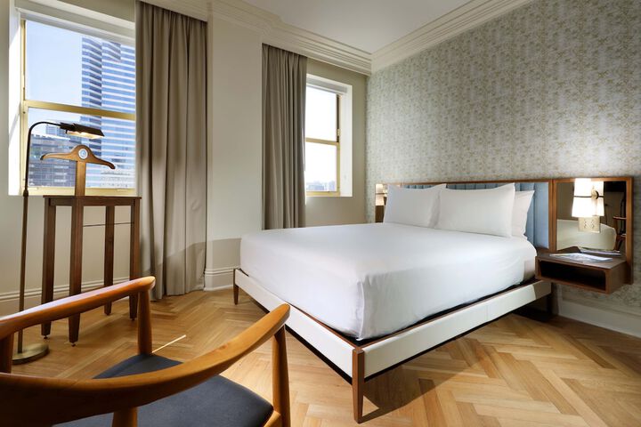 Standard Room, King or Two Doubles (3 of 5)
