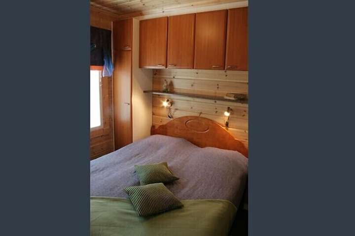 Room 8 of 41