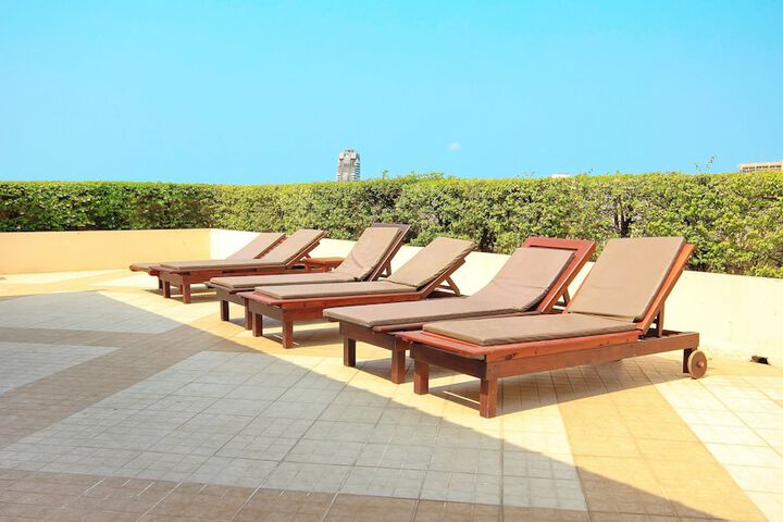 Sundeck 54 of 57